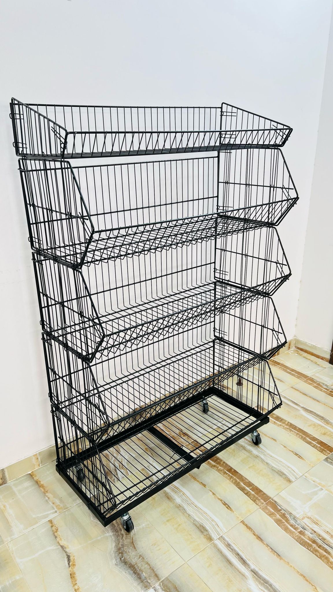 ستاند عرض شيبس